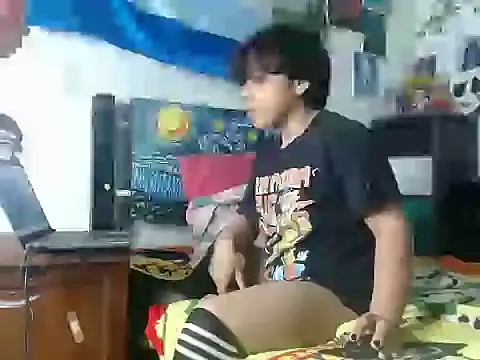 Tiff_-Styles live