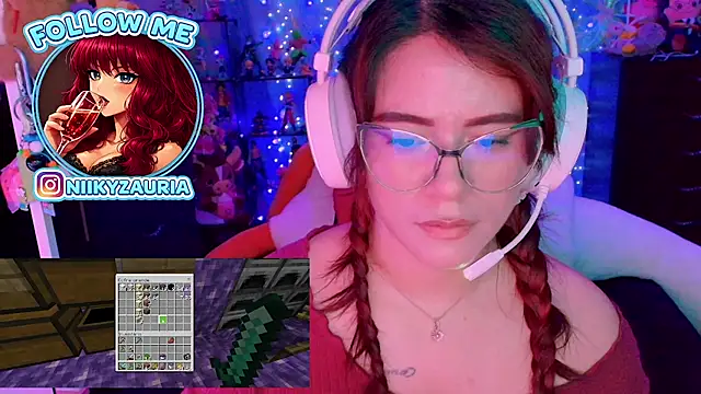 _niiky live