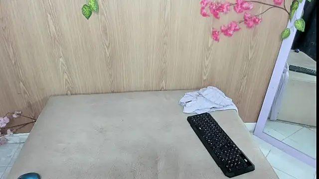 jenelotizz06 live
