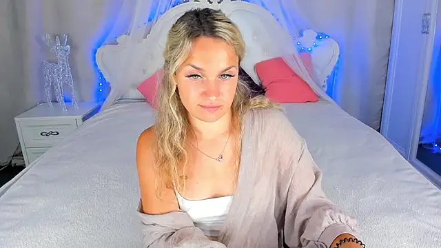Milka_Blond live
