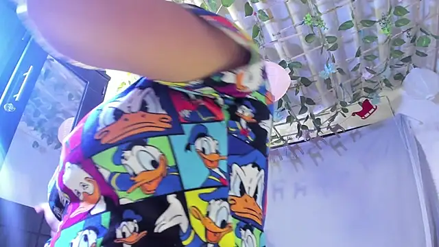 1julianasalazar live