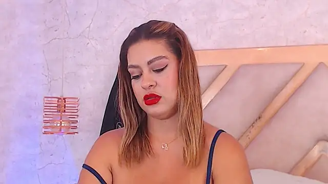 JoannaStanford live