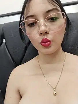 Valeria_allurin live