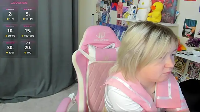 Sara_Robinson live