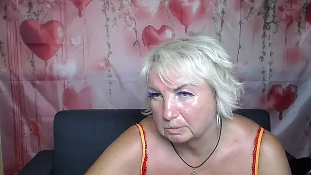 RenataDaster live