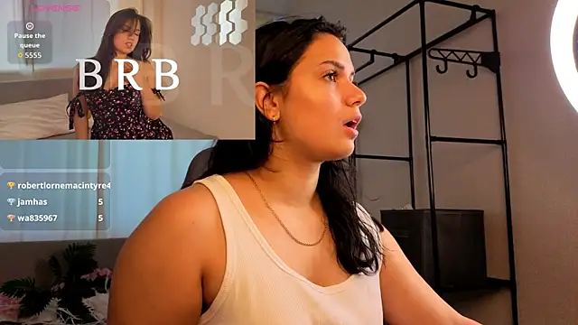 Vivien_Ross live