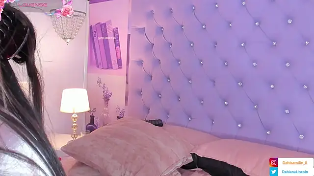 SamaraLincolnn live