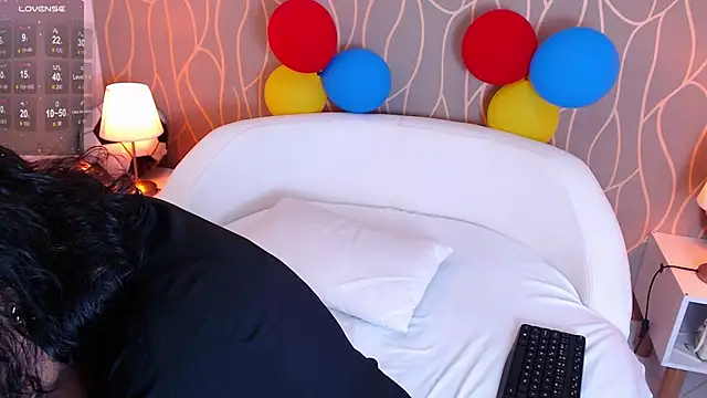 Victoria_Madore live