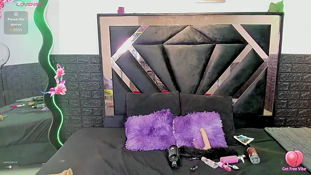 Queen_Jen live