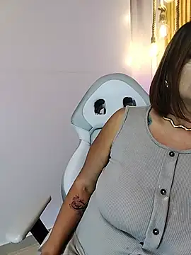 MrsFoucher live