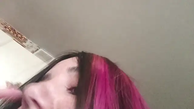 IronicBuckle live
