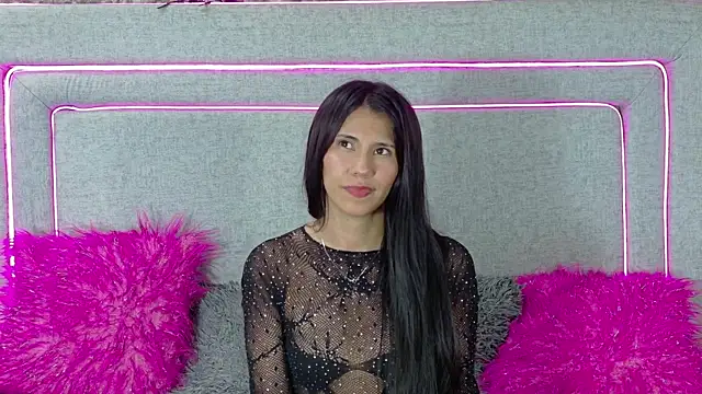 Annitarogers_ live