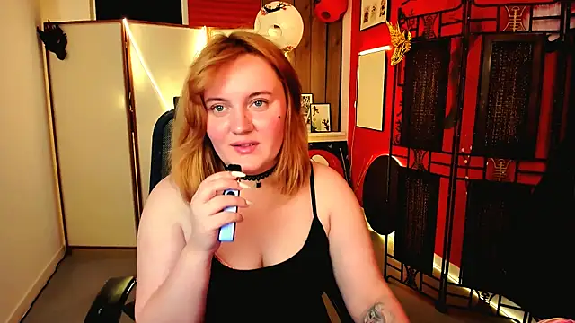 KathyBriggs live