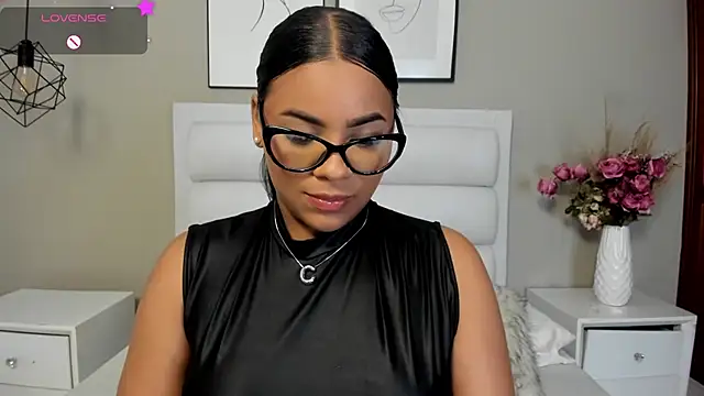 christineowens_ live