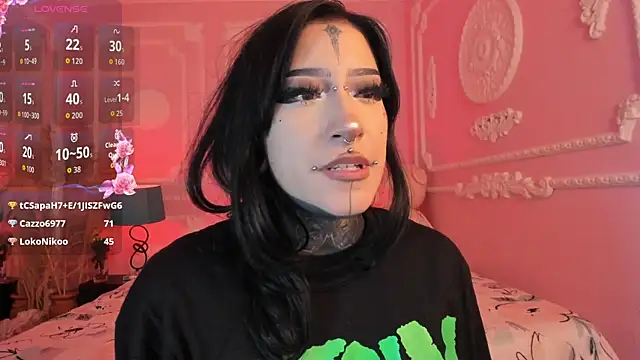 Kat_VonDe live