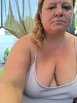 jusichka live