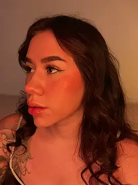 Im_Valen_Cute live