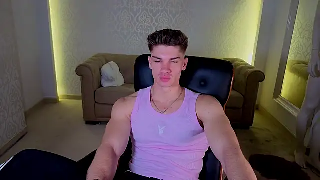 MaxKaiden live