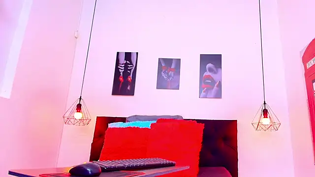 hilary_banks1 live