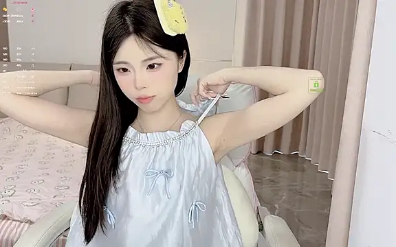 QiQiQi_ live