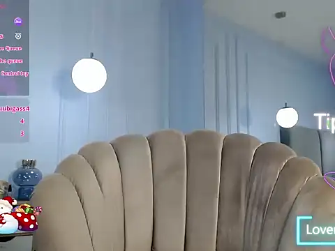 AlishaMonroe_ live