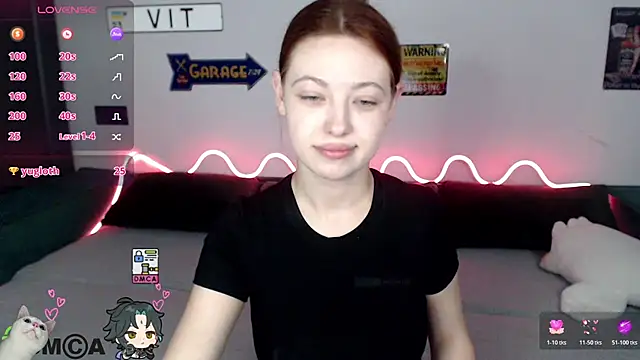 AmourLily live