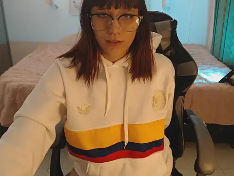 Aria_666 live