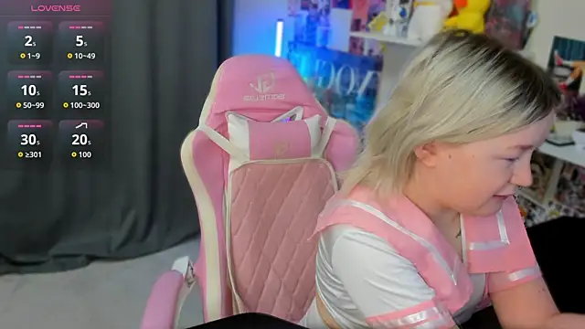 Sara_Robinson live