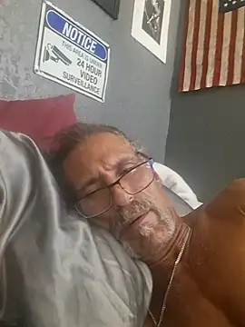 Tommy_Love23 live