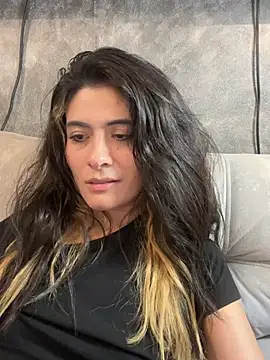 AshleyyHall live