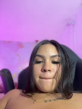 amber_white15 live