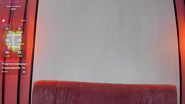 leah_shainee live