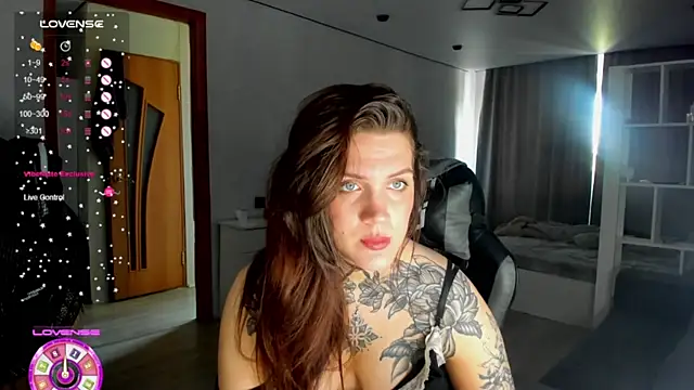 AizaRose live