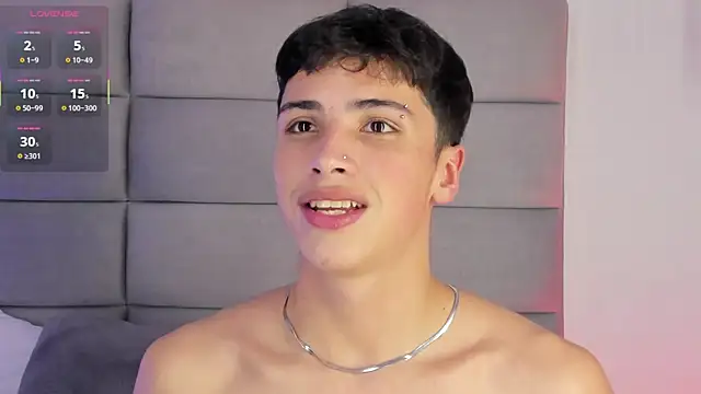 JoshClaarktt live