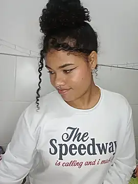 BrianaSweetxxx live