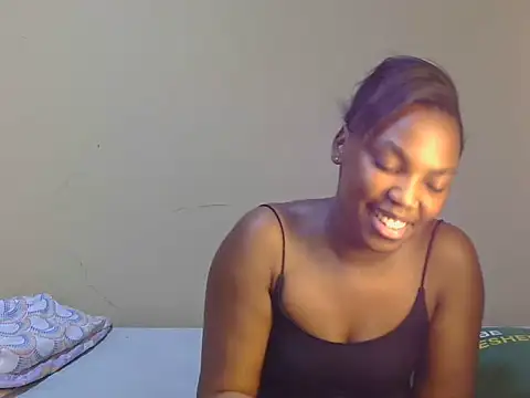 Trina_T live