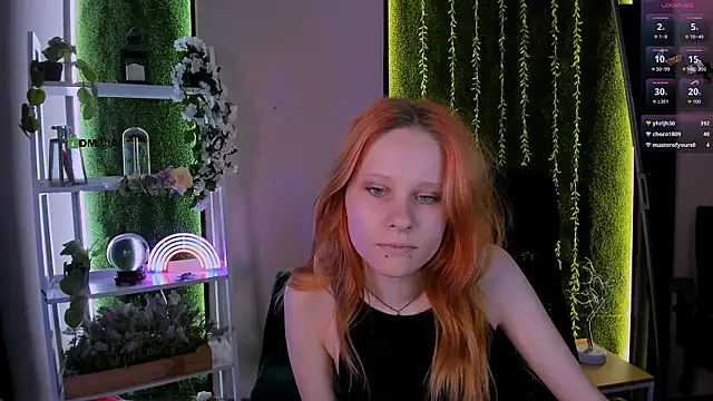 kiki_swan live
