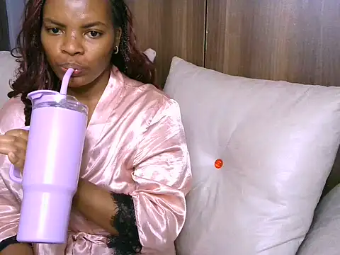 Bustycece live