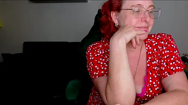 JoannaAndNeighbour live