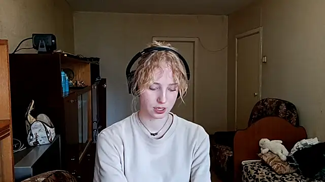 CuteLittleAngel live