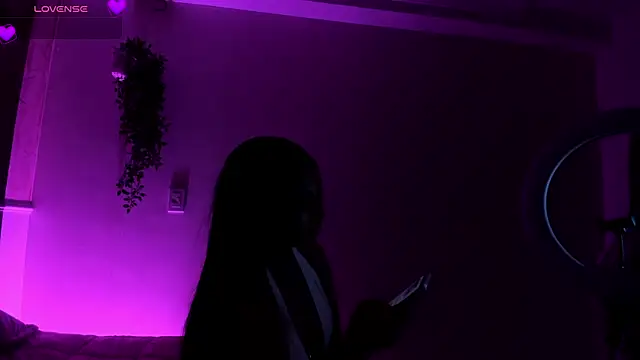 AlondraSoomer live