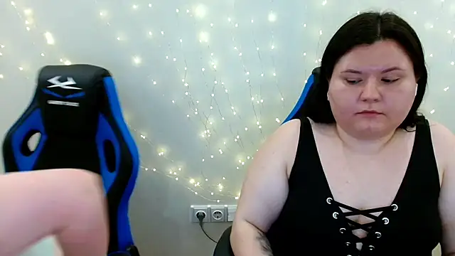 BeckyAndHellen live