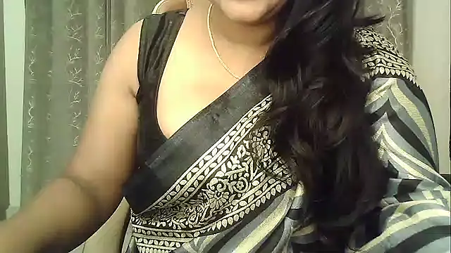 Spandana_Sweety live