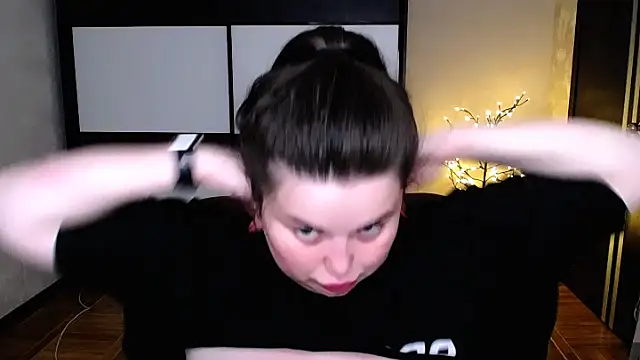 Emily_Mo live