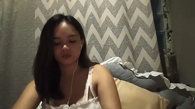 NakitaGrabski live