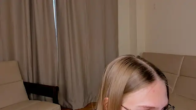 FemMantis live