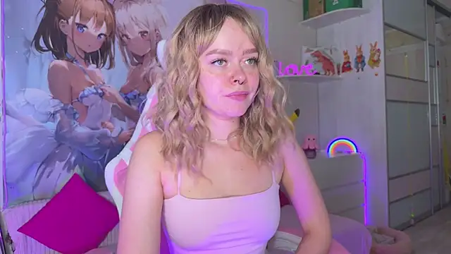CheekySashaCharm live