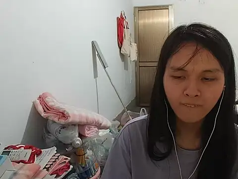 RebelAura live