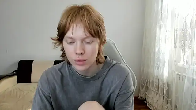 StellaDavis live