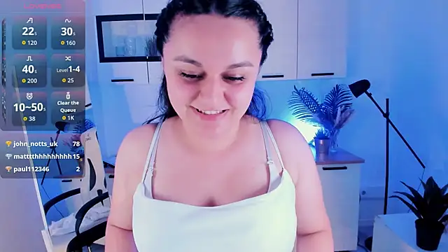 Stella_Qutie live